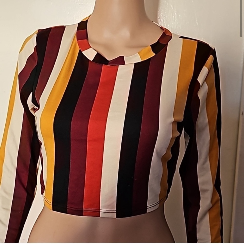 Belita vertical stripe long sleeve cropped shirt size Medium